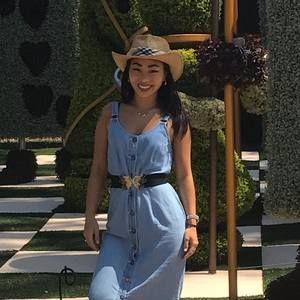 Meet your Posher, Aki